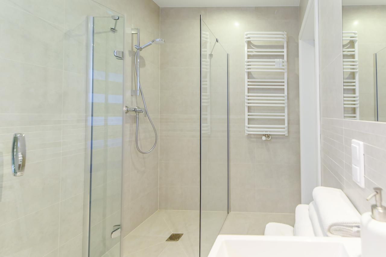 Equilibrium Apartment